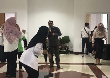 Lomba Karaoke  Anggota DPRD Samarinda Peringati HUT RI