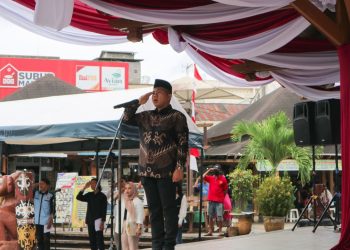 Komunitas Samarinda Muda Gelar Upacara di Citra Niaga