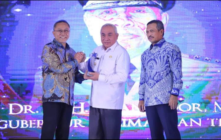 Kaltim Menerima Penghargaan Tingkat Nasional Terbaik Peduli Perlindungan Konsumen