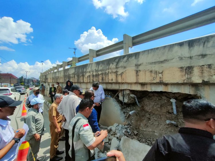 Komisi III DPRD Samarida  Sidak Jembatan Flyover, Ternyata Jembatan Flyover Masih  Aman