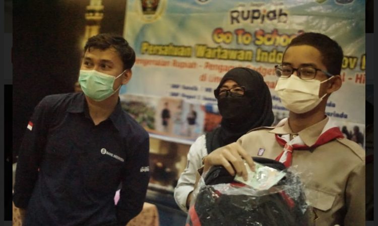 Cinta Bangga Rupiah  Hindari Hoax dan Bullying di SMP Islamic center
