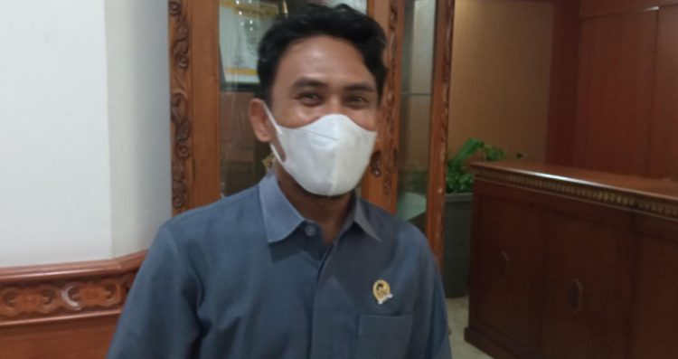 DPRD Kutim Minta Dukungan Dana APBN untuk Pelabuhan Kenyamukan