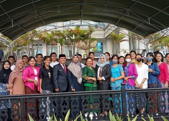 Paduan Suara Smansa Sangatta Utara Tampil Memukau di Hari Pahlawan