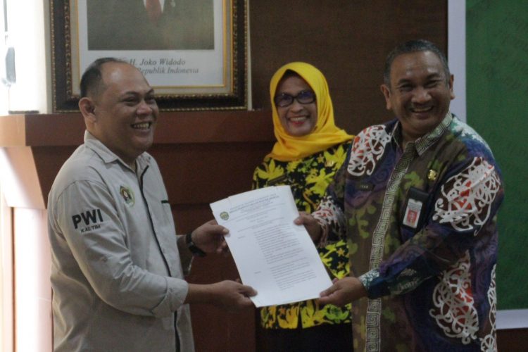 Peringati HPN 2023, DPKD Kaltim Gelar Mbeko Bersama Wartawan