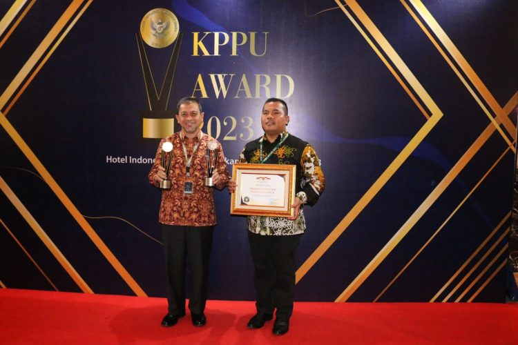 Kaltim Terima Dua Penghargaan pada KPPU Award 2023