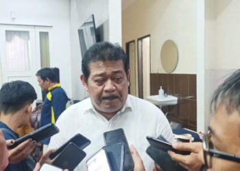 Abdulloh Menanggapi Mosi Dengan Santai.