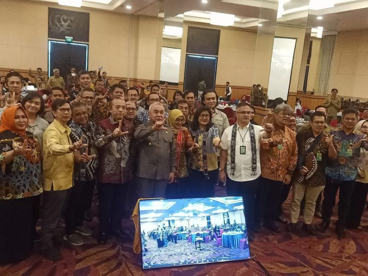 Gubernur Buka Rakor Ekoregion Dalam Upaya Hadapi Perubahan Iklim