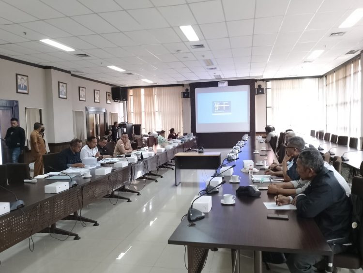 Hasil RDP Minta Perusahaan Berikan Solusi Terbaik Bagi Sengketa Tanah Warga Desa Kerayaan
