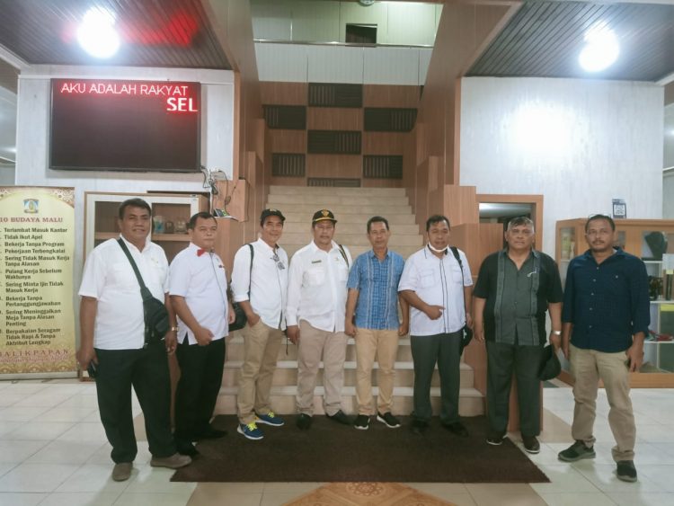 DPRD Simalungun Studi Banding Di DPRD Balikpapan