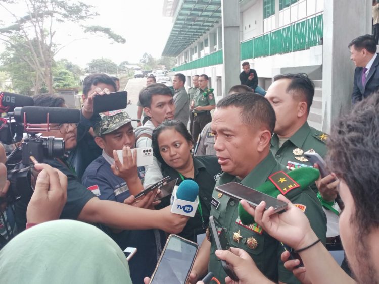 Danrem 091/ASN Dendi Suryadi: Kemanunggalan TNI dan Rakyat Syarat Mutlak Pertahankan NKRI