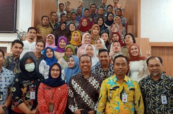 Irfan Resmi Serahkan Jabatan Sekretaris Dewan Kepada Ariansyah