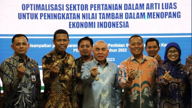 Gubernur Kaltim Ungkap Keberhasilan Pembangunan Pertanian Kaltim di PENAS KTNA Ke-XVI