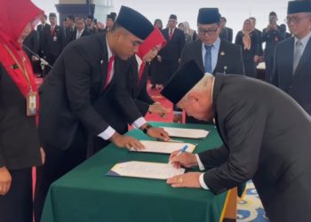 Gubernur Kaltim Lantik 26 Pejabat Administrator, Pengawas dan Fungsional,