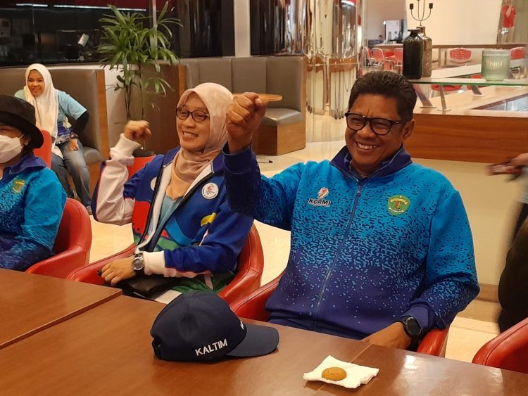 Sekdaprov Sri : Beri Motivasi Kontingen KORMI Kaltim di FORNAS VII Jawa Barat.