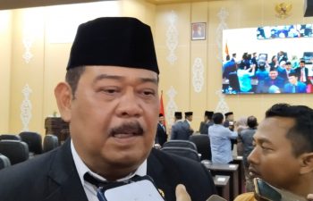 Peringati Hardiknas : Ketua DPRD Balikpapan Abdulloh S. Sos, Minta  Penyelenggara Pendidikan Tingkatkan Sumber Daya Manusia