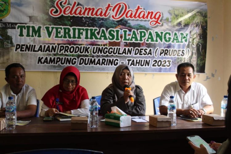 Tim Penilai DPMPD Kaltim Kunjungi Produk Unggulan Desa Berau
