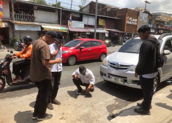 Anggota Komisi III DPRD Fadlianor Sidak Jalan Soekarno Hatta Km 2,5