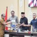 Penyampaian Jawaban Wali Kota Pada Rapat Paripurna DPRD .