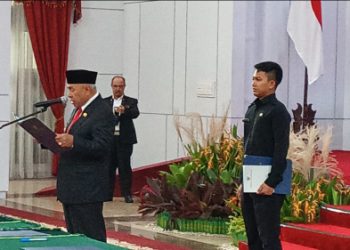 Gubernur Kaltim Lantik 65 Pejabat di Gedung Odah Etam