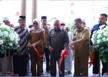 Gubernur Kaltim Resmikan Masjid Al-Hijrah di Griya Tepian Lestari