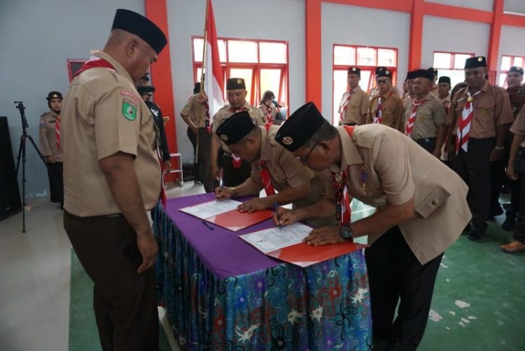 Bupati Lantik Gerakan Pramukan Sebulu 2022-2025