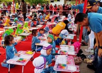 Sekda Kukar Apresiasi Lomba Menggambar Meriahkan Pekan Keselamatan Jalan 2023