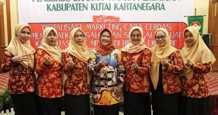 Darma Wanita Persatuan Kutai Kartanegara Gela Pelatihan Digitalisaai Branding Bagi UMKM