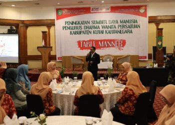 DKP3A Kutai Kartanegara Gelar Pelatihan Table Manner Tingkatkan Kualitas Anggota