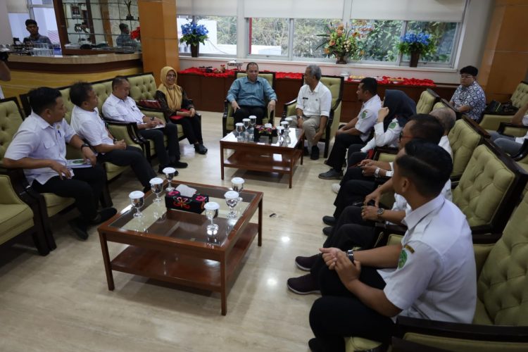 Badan Riset dan Inovasi Nasional Kunjungi Pemkab Kukar Perkuat Riset dan Inovasi Daerah