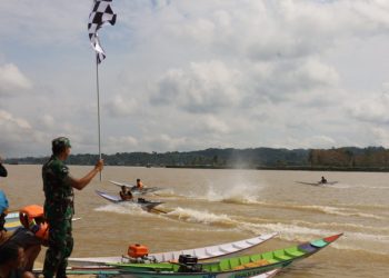 Plt Asisten III Membuka Lomba Ketinting Pangdam VI Cup 2023, Berharap Olahraga Tradisional Ini Terus Berkembang