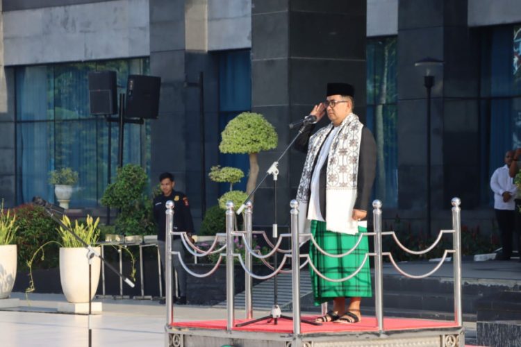 Peringati Hari Santri 2023, Pj Gubernur Kaltim Harap Santri Terus Berkontribusi Untuk Kejayaan Indonesia