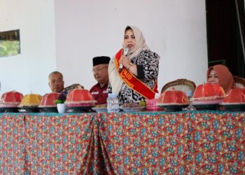 Di Marangkayu, Maslianawati Minta Bunda PAUD Desa Ikut Atasi Stunting