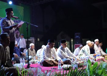 Peringati Hari Santri Plt Asisten III Buka Kemah Santri Se Kukar
