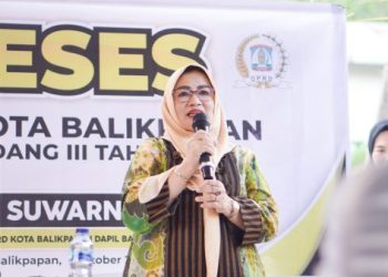 Reses Hj Suwarni, S.H, Warga Harapkan Semenisasi dan PJU