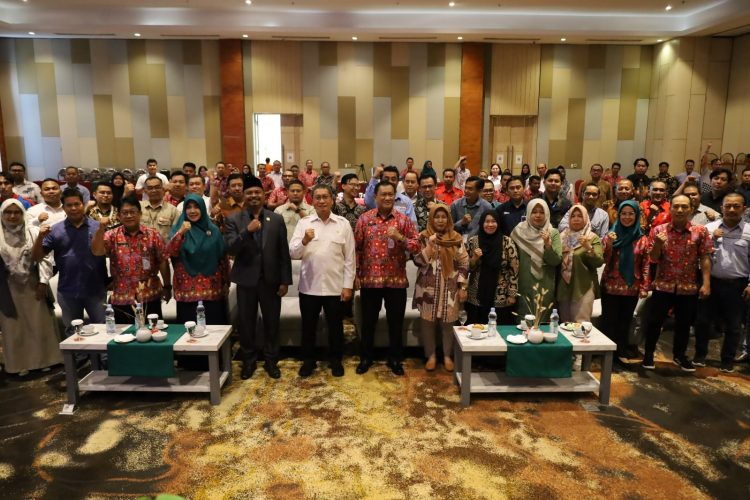 Plt Asisten III Buka FGD Raperda Penyelenggaraan dan Perlindungan Tenaga Kerja Lokal