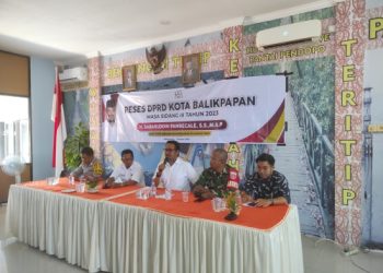 Reses Sabaruddin Terima Keluhan Masalah Pendidikan dan Kesehatan