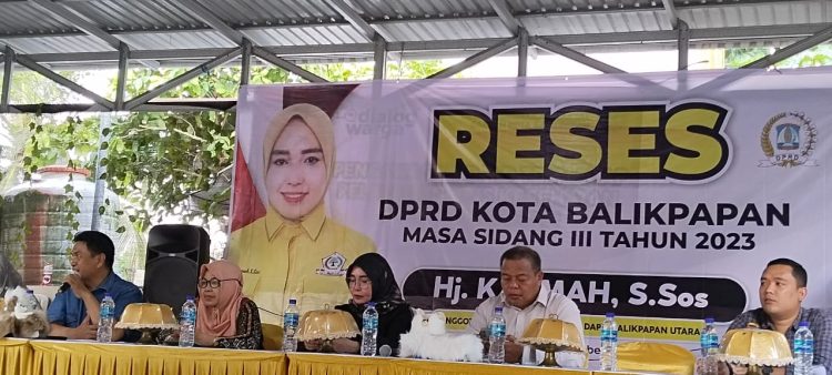 Reses III Hj. Kasmah Warga Usulan Gedung Sekolah SD