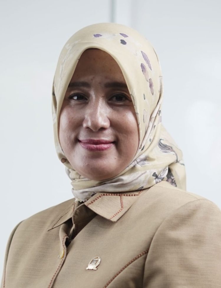 Suriani Minta Mencabut Izin Praktik Dokter Yang Telah Melakukan Pelanggaran