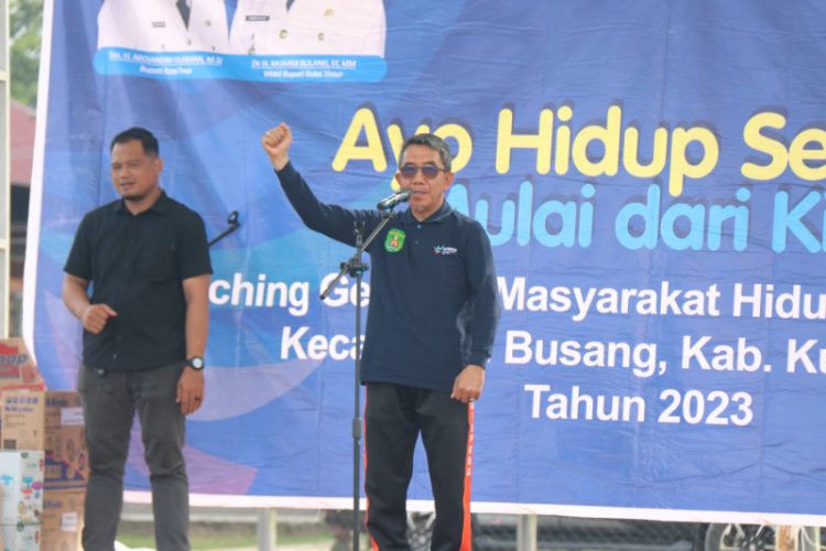 Ardiansyah Resmikan Proyek Infrastruktur, Serahkan Damkar dan Sosialisasikan Germas di Busang