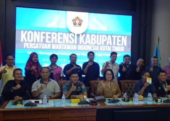 Konferensi Persatuan Wartawan Indonesia Kutim Dibuka Staf Ahli Bupati
