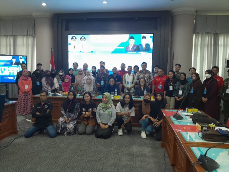 Diskominfo-Staper Kutim Laksanakan Pelatihan Jurnalistik dan Multimedia