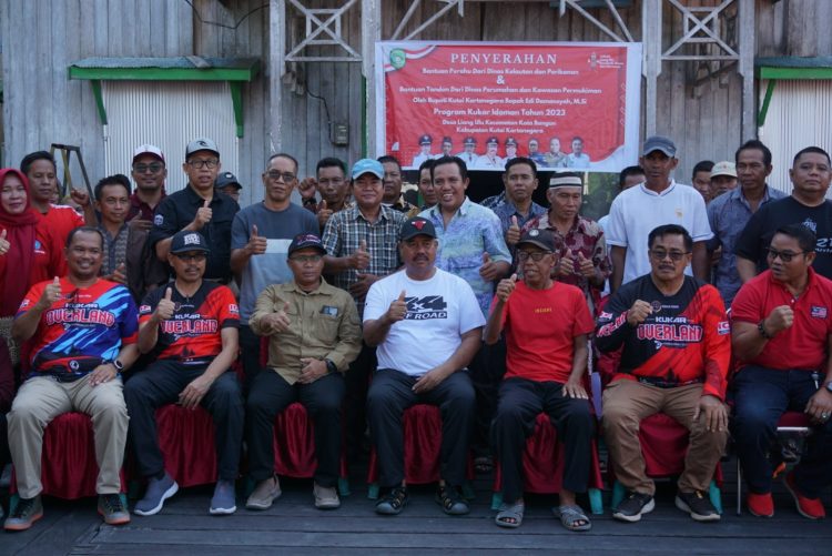 Kelompok Tani dan Nelayan Desa Liang Ulu Kecamatan Kota Bangun Dapat Bantuan