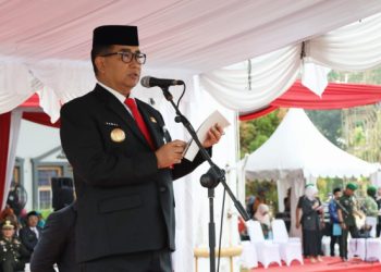 Pj Gubernur Kaltim Pimpin Upacara Hari Kesehatan Tahun 2023
