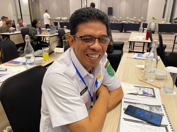 Surat Menyurat Loa Janan Kombinasi Teknologi dan Manual