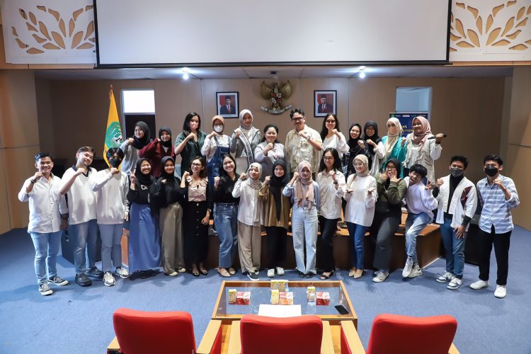Roadshow Pemilihan Puteri Indonesia Kaltim 2024 di Kampus Unmul