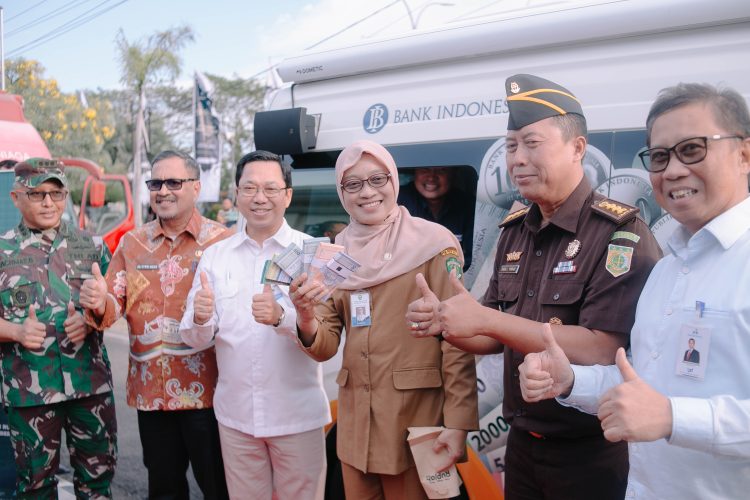 Jelang HBKN Ramadhan dan Idul Fitri Tahun 2024 Bank Indonesia Resmi Buka Layanan Penukaran Kas Keliling Kepada Masyarakat
