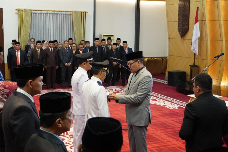 Walikota Samarinda :  Lantik 156 Pejabat, Bekerja Penuh dedikasi.  Singkirkan Sikap Individualistik