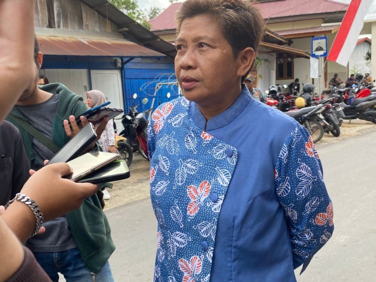 Plt Lurah Bukit Biru Harap Pusban di Lengkapi Alat Alkes Yang Memadai 