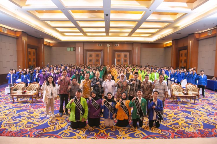 Bank Indonesia Berikan Bantuan Beasiswa Kepada 300 Mahasiswa di Enam Perguruan Tinggi di Kaltim