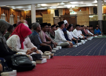 Bupati Kukar Gelar Bukber Bersama Lurah dan Kepala Desa